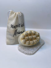 Load image into Gallery viewer, Magnified Honey & Oatmeal