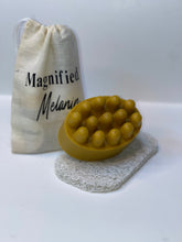 Load image into Gallery viewer, Magnified Turmeric